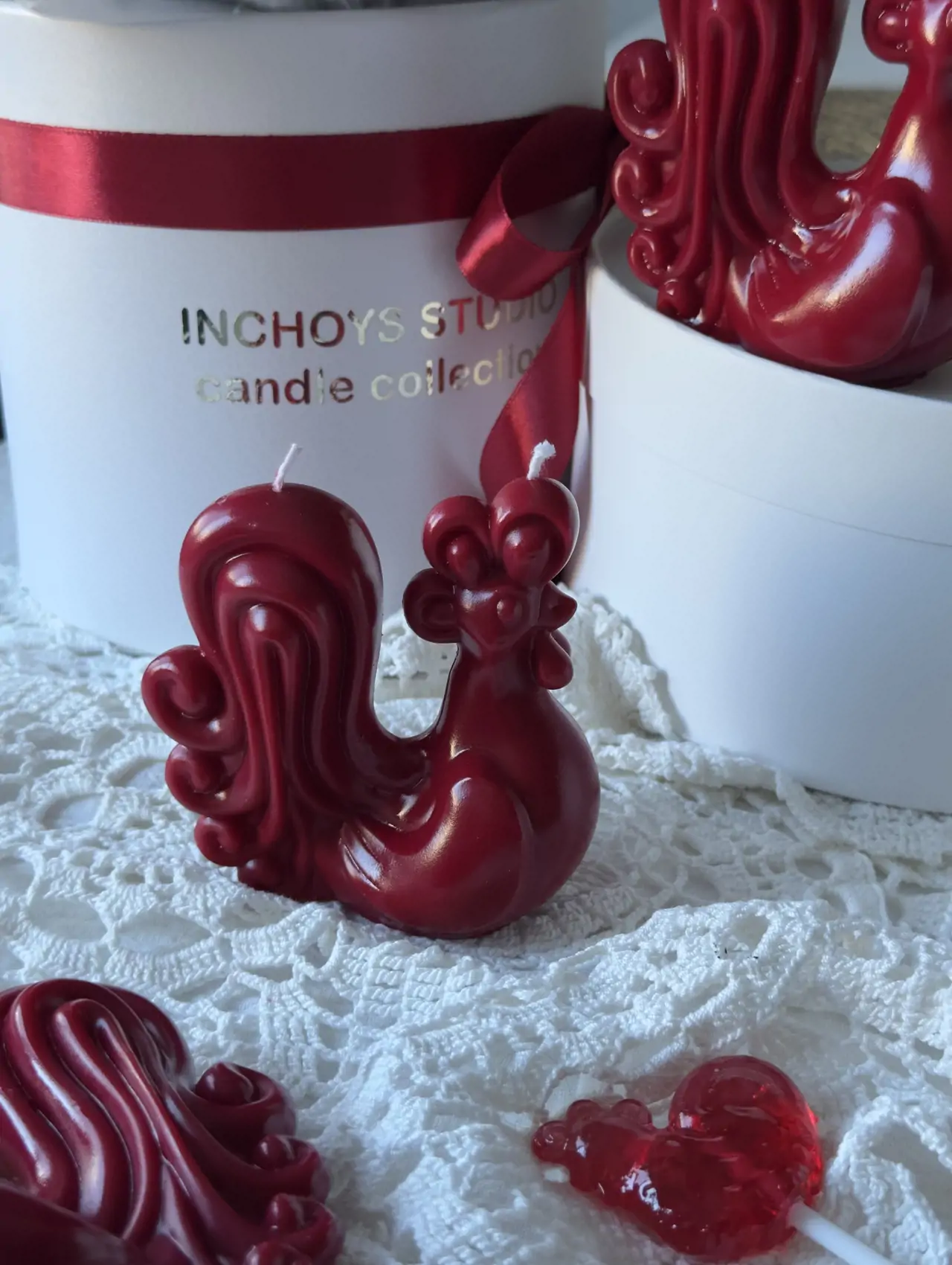 Петушок в подарочной коробке 