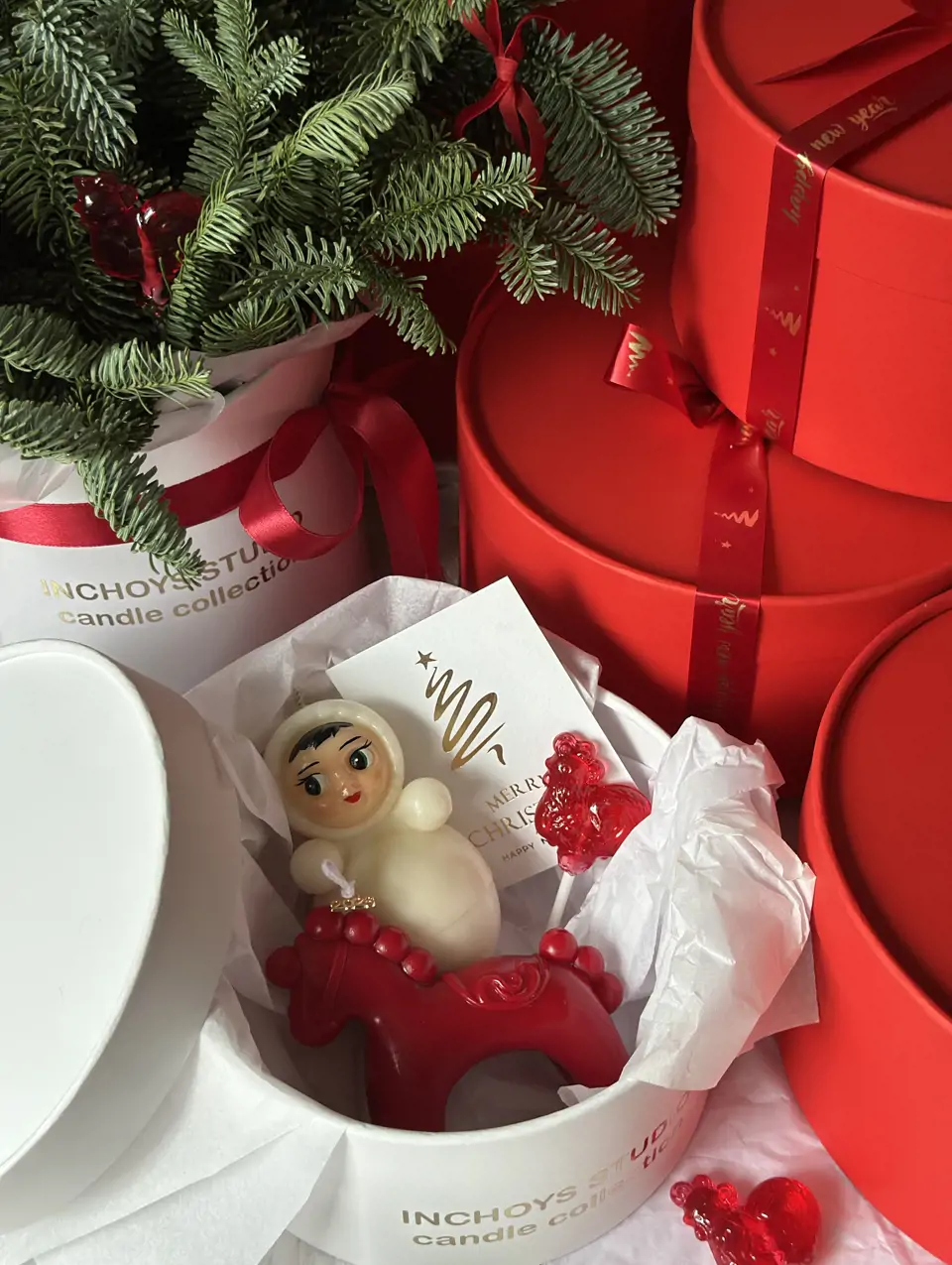 Неваляшка в белом в подарочной коробке  — изображение 9