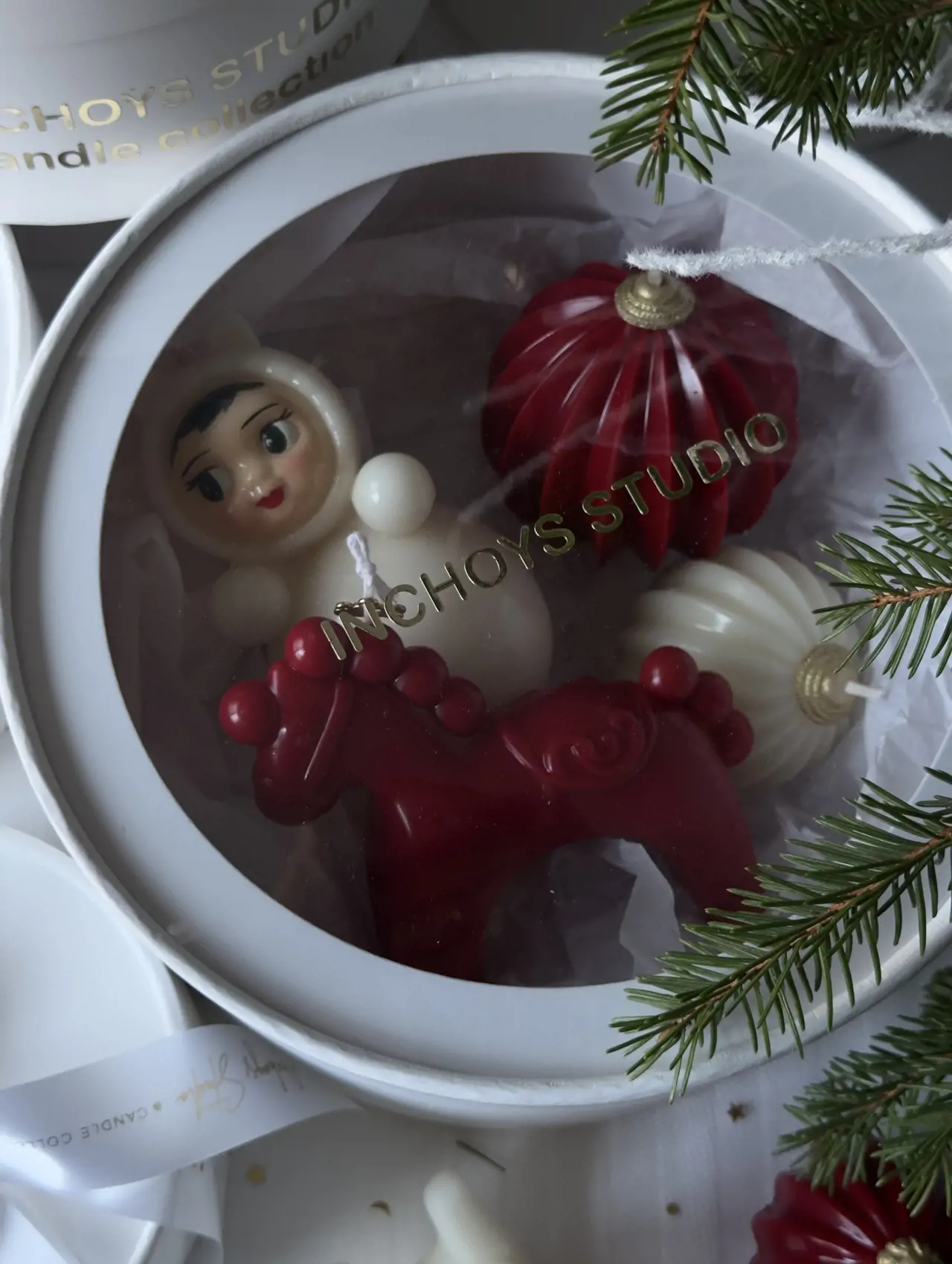 Подарочный набор с огненной лошадкой и белой Неваляшкой