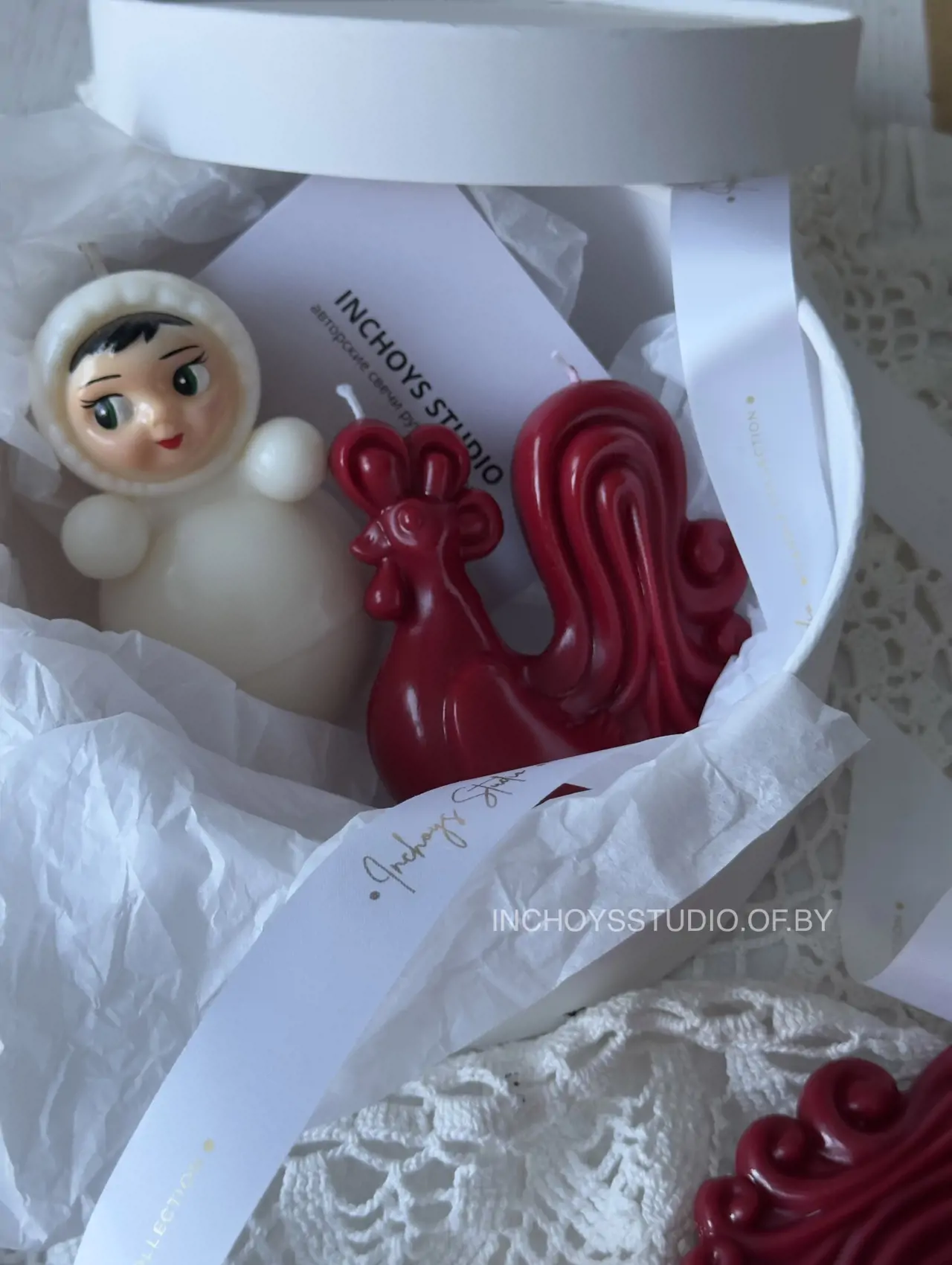 Подарочный набор Петушок и Неваляшка в белом 