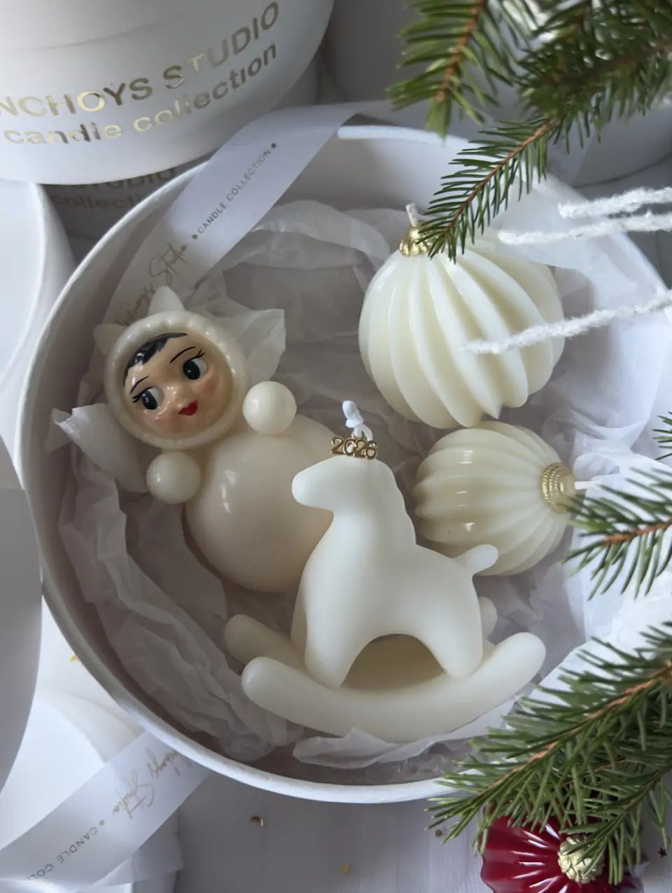 Подарочный набор с лошадкой-качалкой и Неваляшкой с ушками — изображение 2